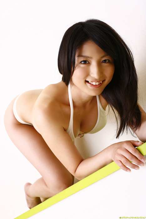 DGC高清套图No.0663 Rina Sasamoto臀部很性感的少妇