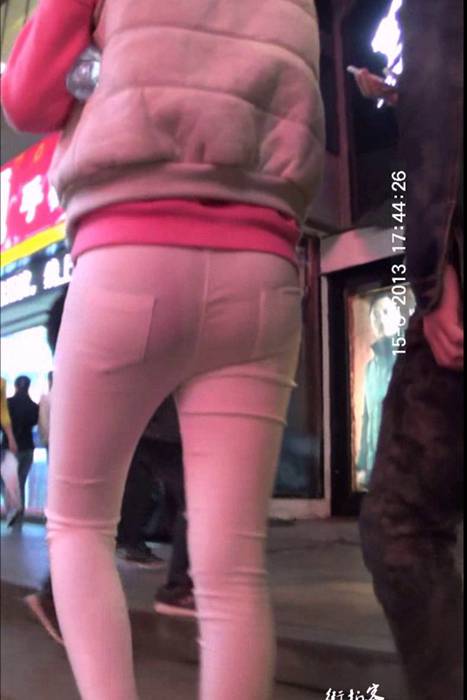 [街拍客视频]jx0158 时尚白色紧身裤美女